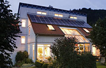 旭格光伏系统：广泛应用的太阳能发电系统