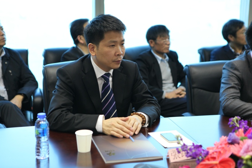 飞耀国际控股集团董事长张跃飞一行访问香港卫视