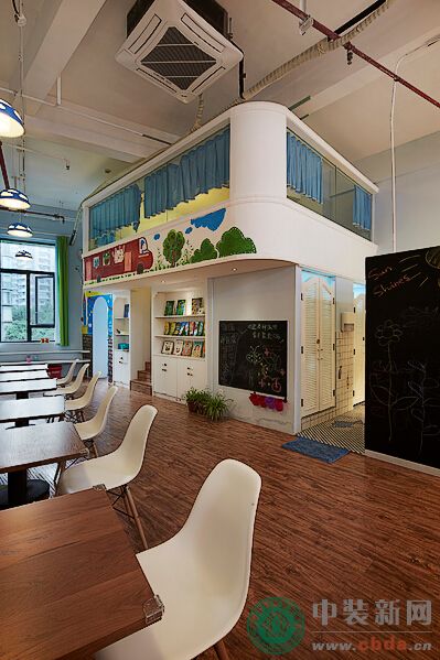 辰佑设计机构作品：小时代·tutu咖啡店设计