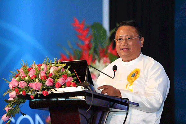 缅甸投资者发展协会主席、缅甸KMA集团主席钦茂皑（U Khin Maung Aye）表示随着政府在经济领域采取的持续不断的改革措施开展，缅甸的投资环境必定会得到进一步改善。